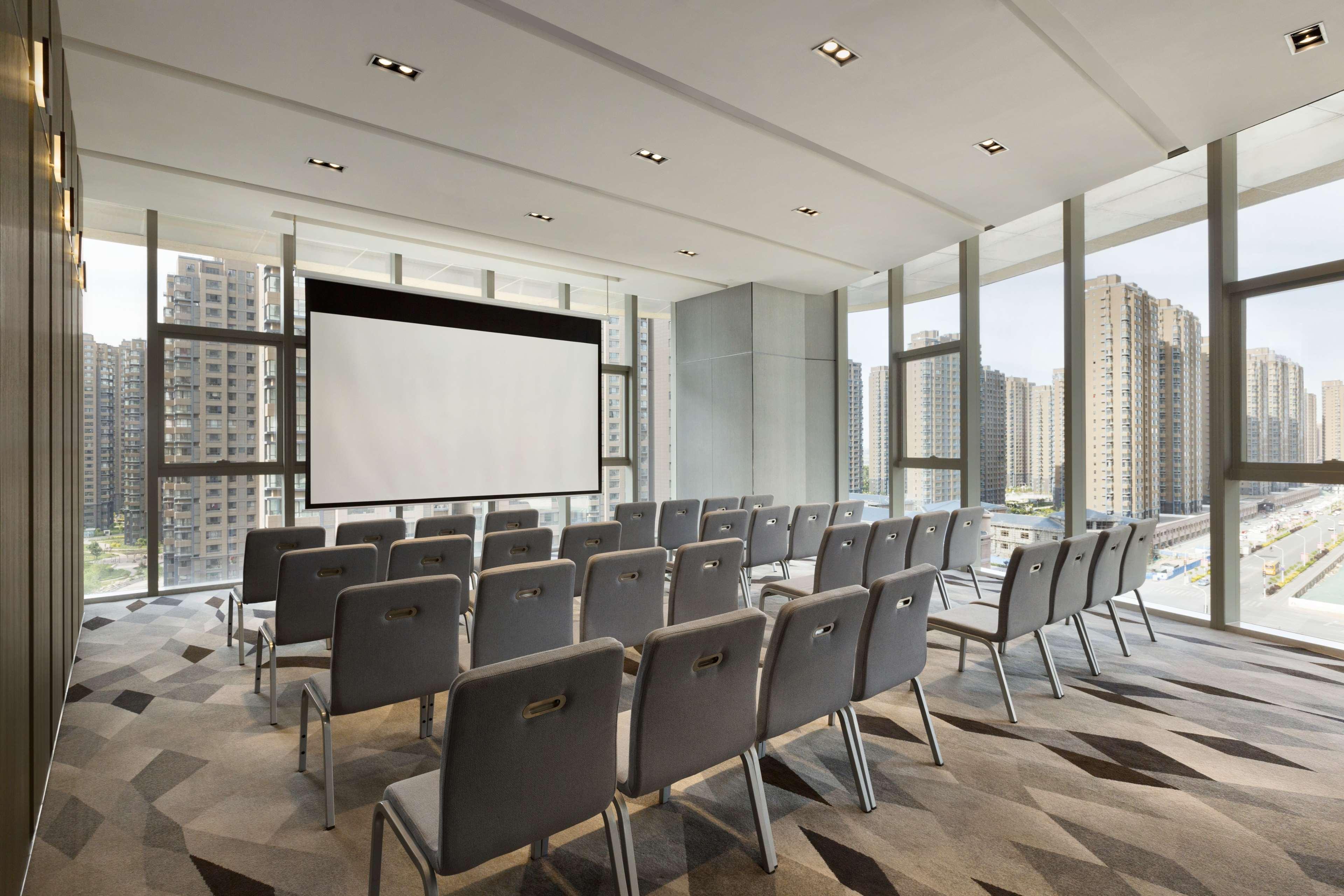 Hyatt House Yinchuan Yuecaicheng Hotel Exterior photo